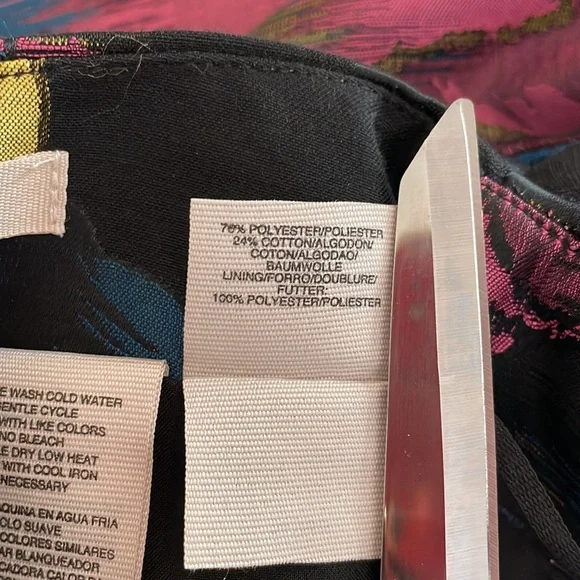 Rachel Roy: Pleated Floral Mini Skirt Size 0. - Picture 8 of 8